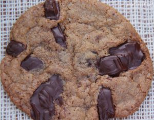 #Gluten Free #Chocolate Chunk #Cookies - I finally found THE ULTIMATE gluten free cookie recipe! These are totally amazing!