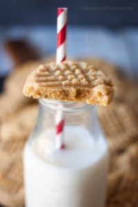 Perfect Peanut Butter Cookies - No kidding, these are seriously perfection!