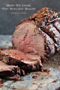 How to Cook a Top Sirloin Beef Roast |contributor post by cravingsofalunatic.com | Easy to make yet impressive to serve for dinner. This recipe is easily adaptable to cook to your own taste. Enjoy!