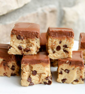 Irresistible Peanut Butter Cookie Dough Bars: The title of this post explains these bars perfectly; irresistible chewy, soft cookie dough bars with mini chocolate chips and a hint of peanut butter, topped with a luscious chocolate peanut butter ganache topping.