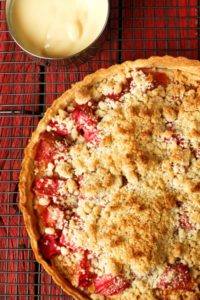 The combination of sweet Granny Smith apples and tart rhubarb make for a perfect combination. It bakes up nicely with a sweet and rosy pink filling.