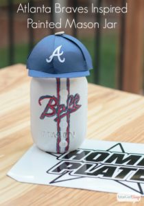 Make these Baseball Mason jars in YOUR favorite team colors!