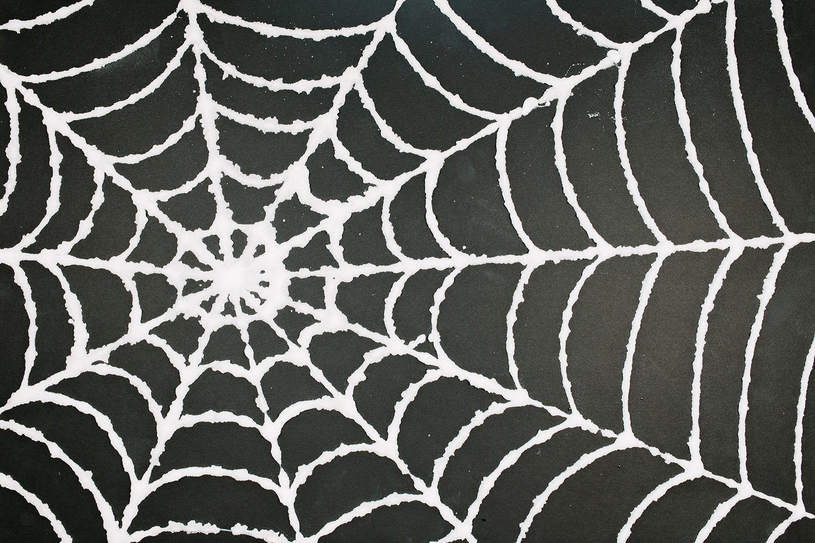 Salt Painted Spiderweb - The Best Ideas for Kids